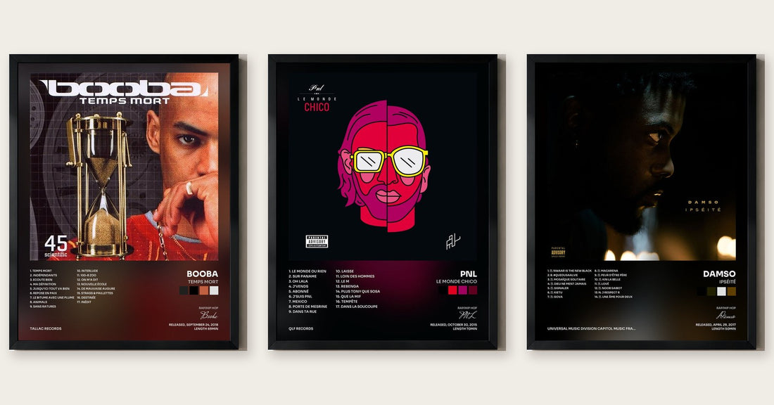Trois tableaux de rap français encadrés : Temps mort, Le monde Chico, Ipséité