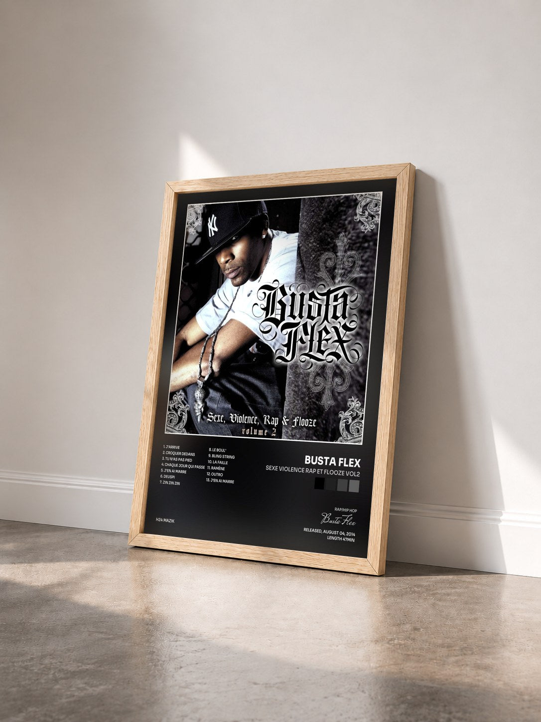 #bois Tableau de l'album Sexe Violence Rap et Flooze Vol2 de Busta Flex vu de trois quarts, cadre en bois brut
