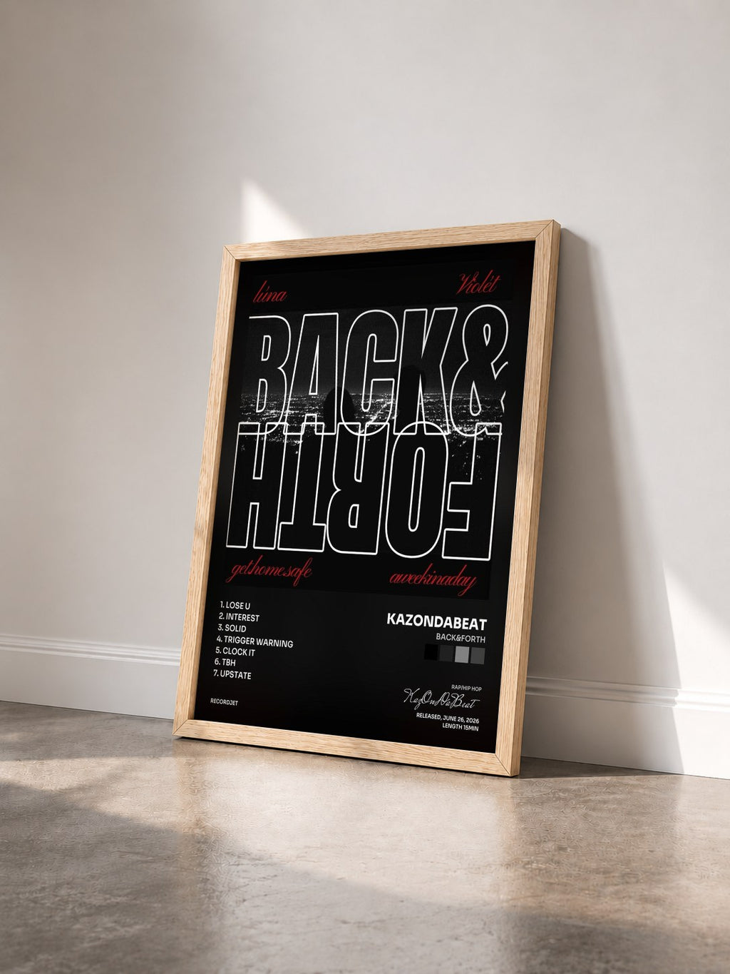 #bois Tableau de l'album BACK&FORTH de KazOnDaBeat vu de trois quarts, cadre en bois brut