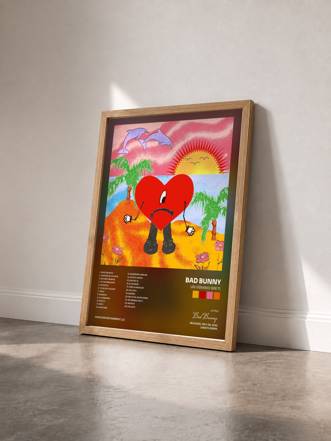#bois Tableau de l'album Un Verano Sin Ti de Bad Bunny vu de trois quarts, cadre en bois brut