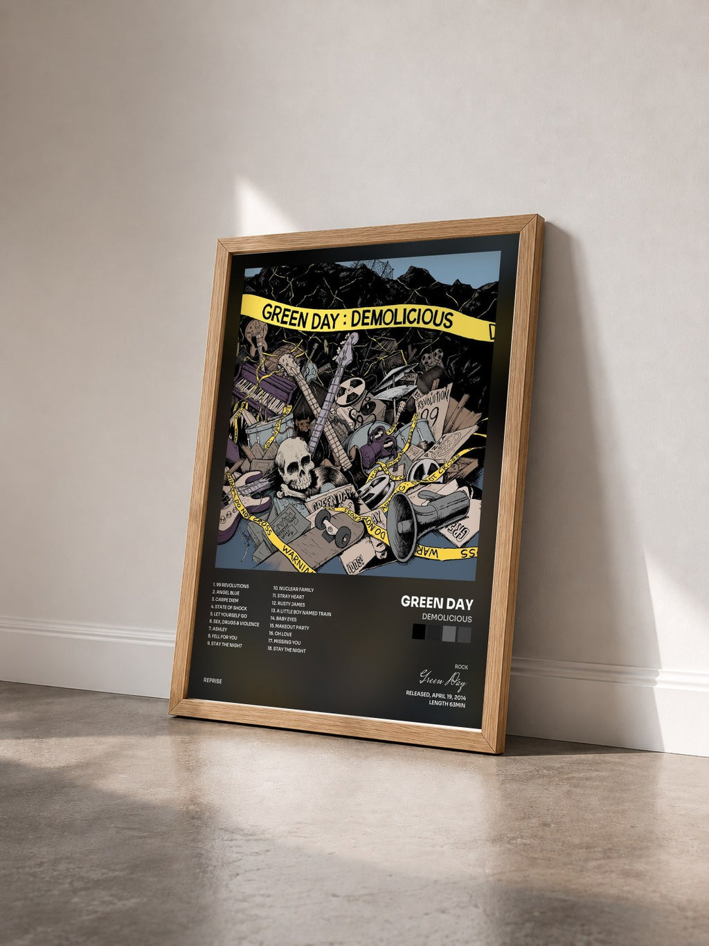 #bois Tableau de l'album Demolicious de Green Day vu de trois quarts, cadre en bois brut