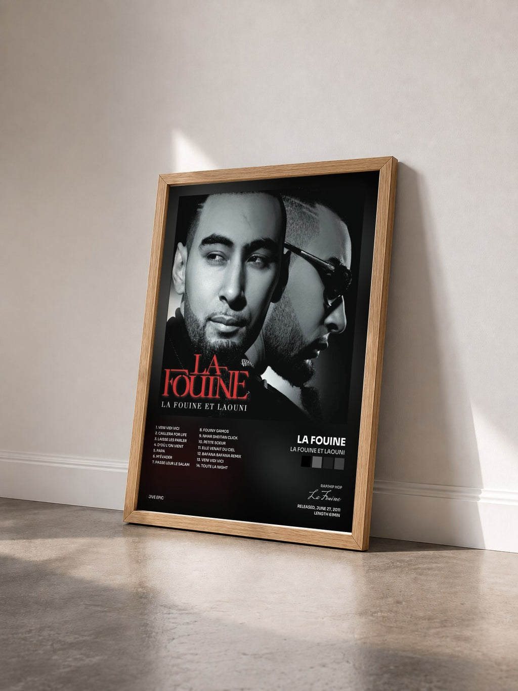 #bois Tableau de l'album La Fouine et Laouni de La Fouine vu de trois quarts, cadre en bois brut