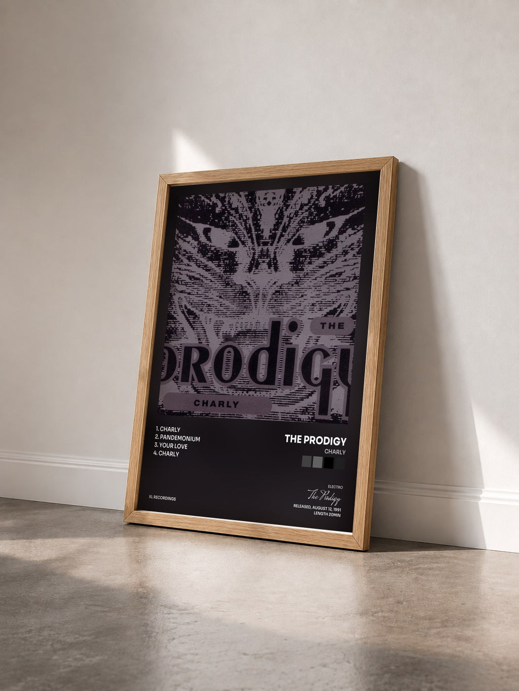 #bois Tableau de l'album Charly de The Prodigy vu de trois quarts, cadre en bois brut