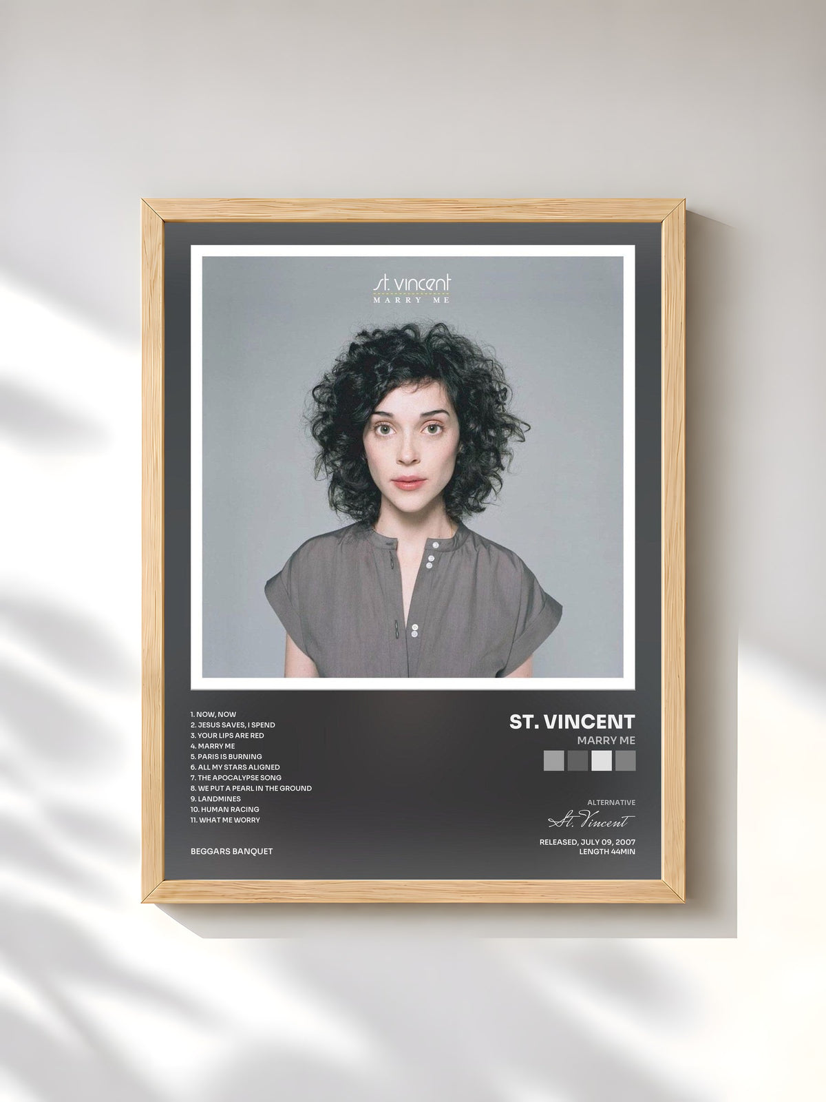 #bois Tableau de l'album Marry Me de St. Vincent, cadre en bois brut, imprimé et encadré en France