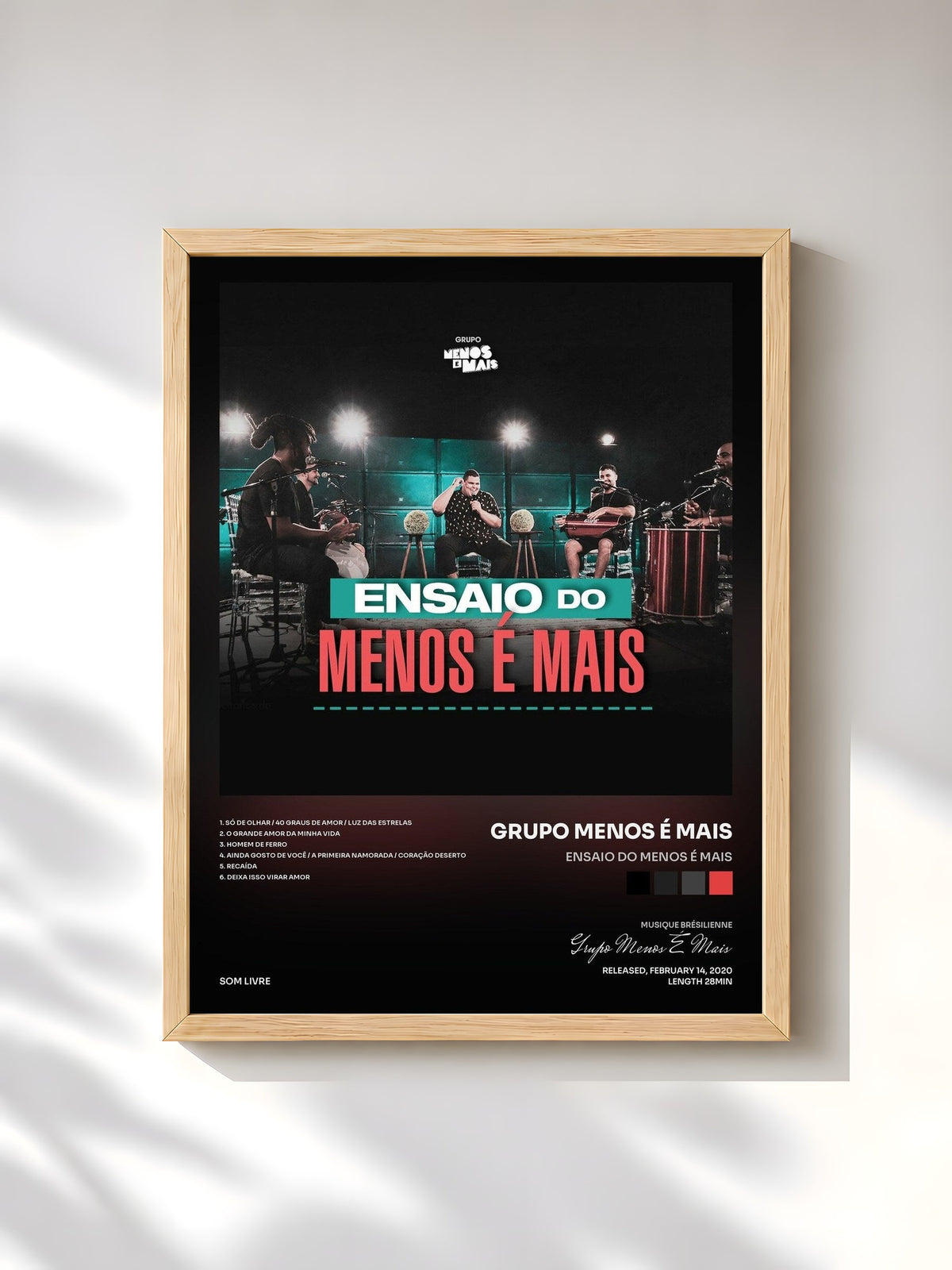 #bois Tableau de l'album Ensaio do Menos É Mais de Grupo Menos É Mais, cadre en bois brut, imprimé et encadré en France