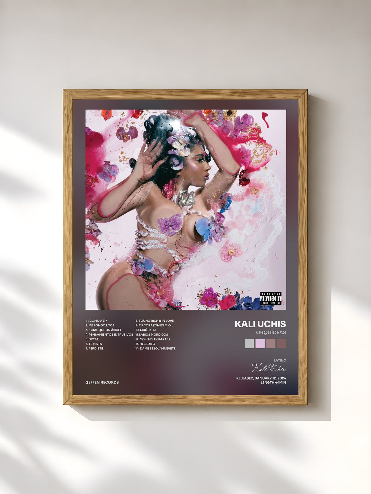 #bois Tableau de l'album ORQUÍDEAS de Kali Uchis, cadre en bois brut, imprimé et encadré en France
