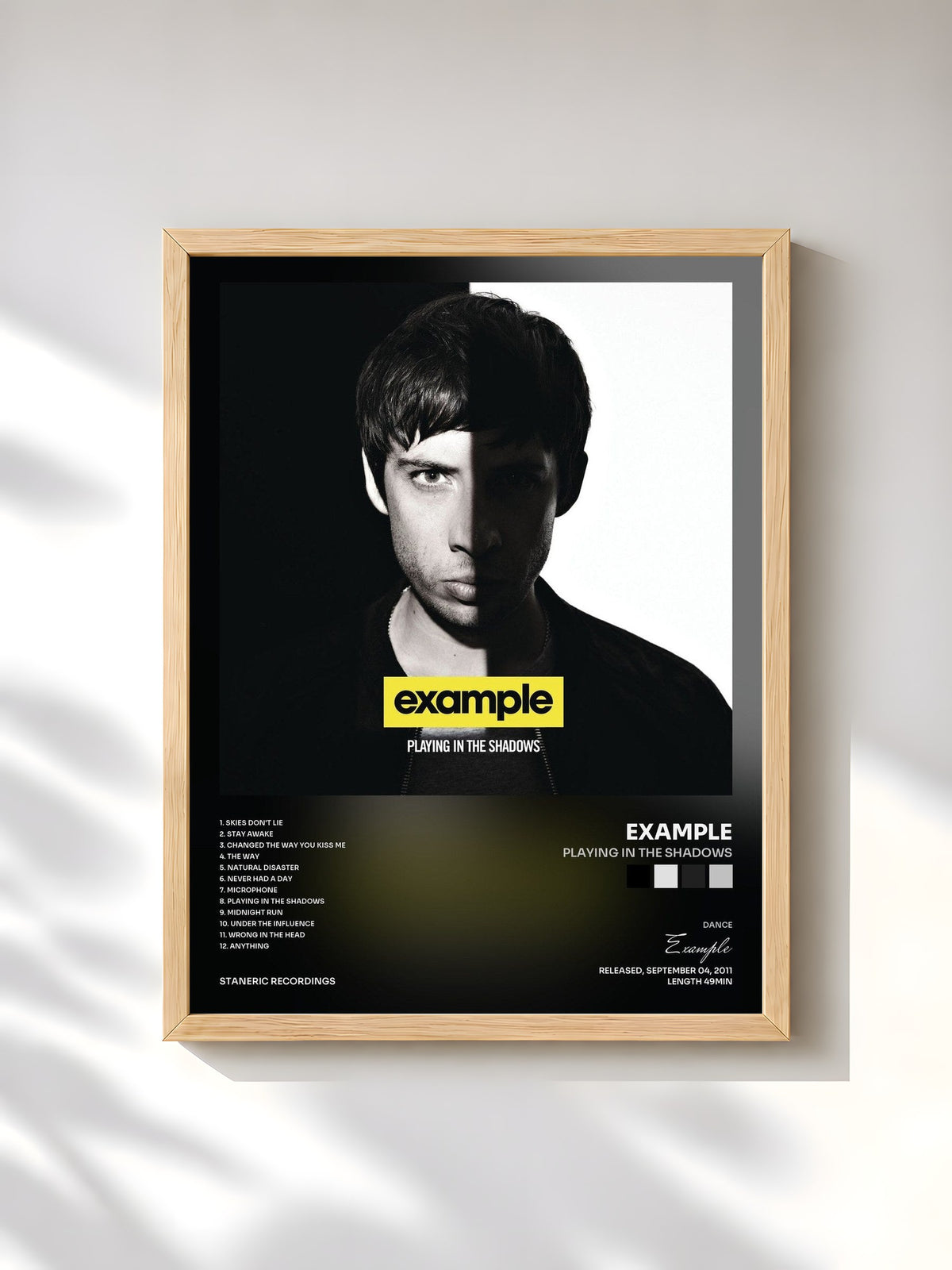 #bois Tableau de l'album Playing In The Shadows de Example, cadre en bois brut, imprimé et encadré en France