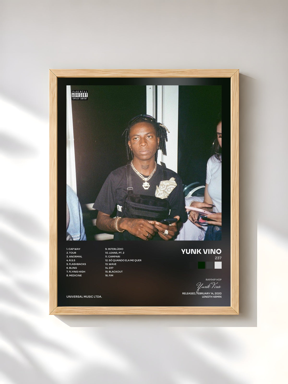 #bois Tableau de l'album 237 de Yunk Vino, cadre en bois brut, imprimé et encadré en France