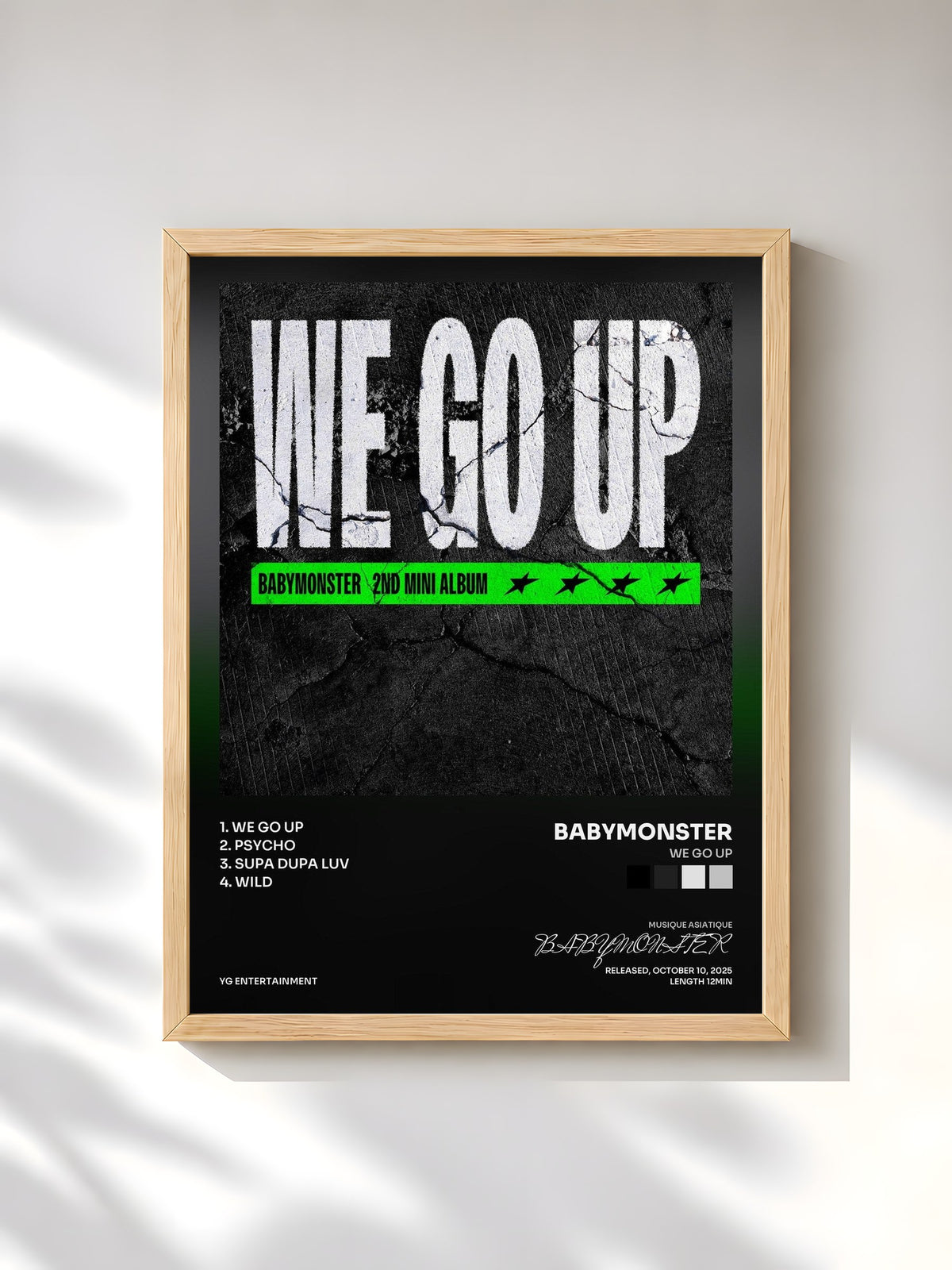 #bois Tableau de l'album WE GO UP de BABYMONSTER, cadre en bois brut, imprimé et encadré en France