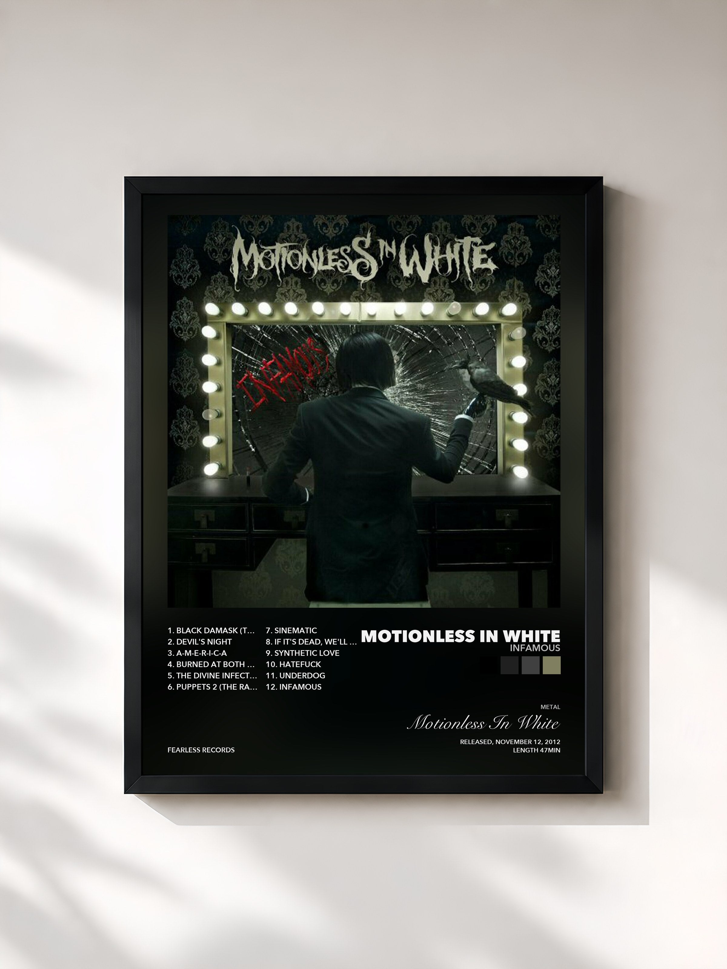 Motionless In White – Infamous