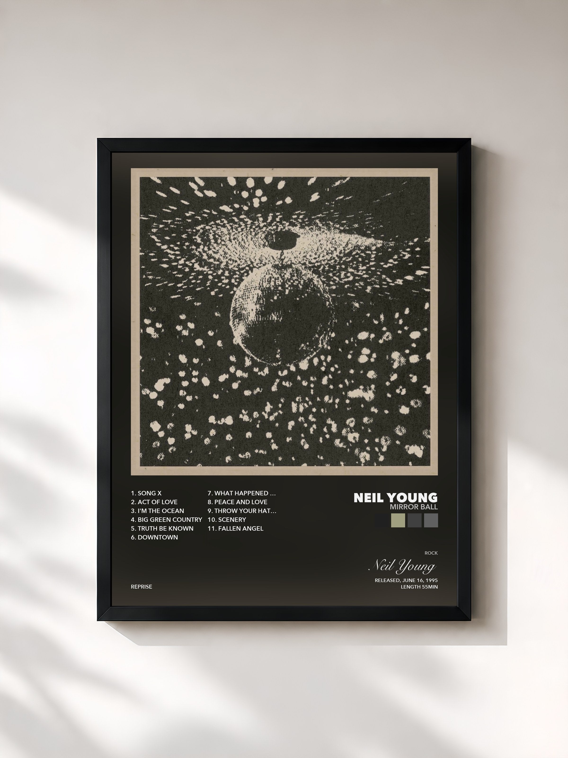 Neil Young – Mirror Ball