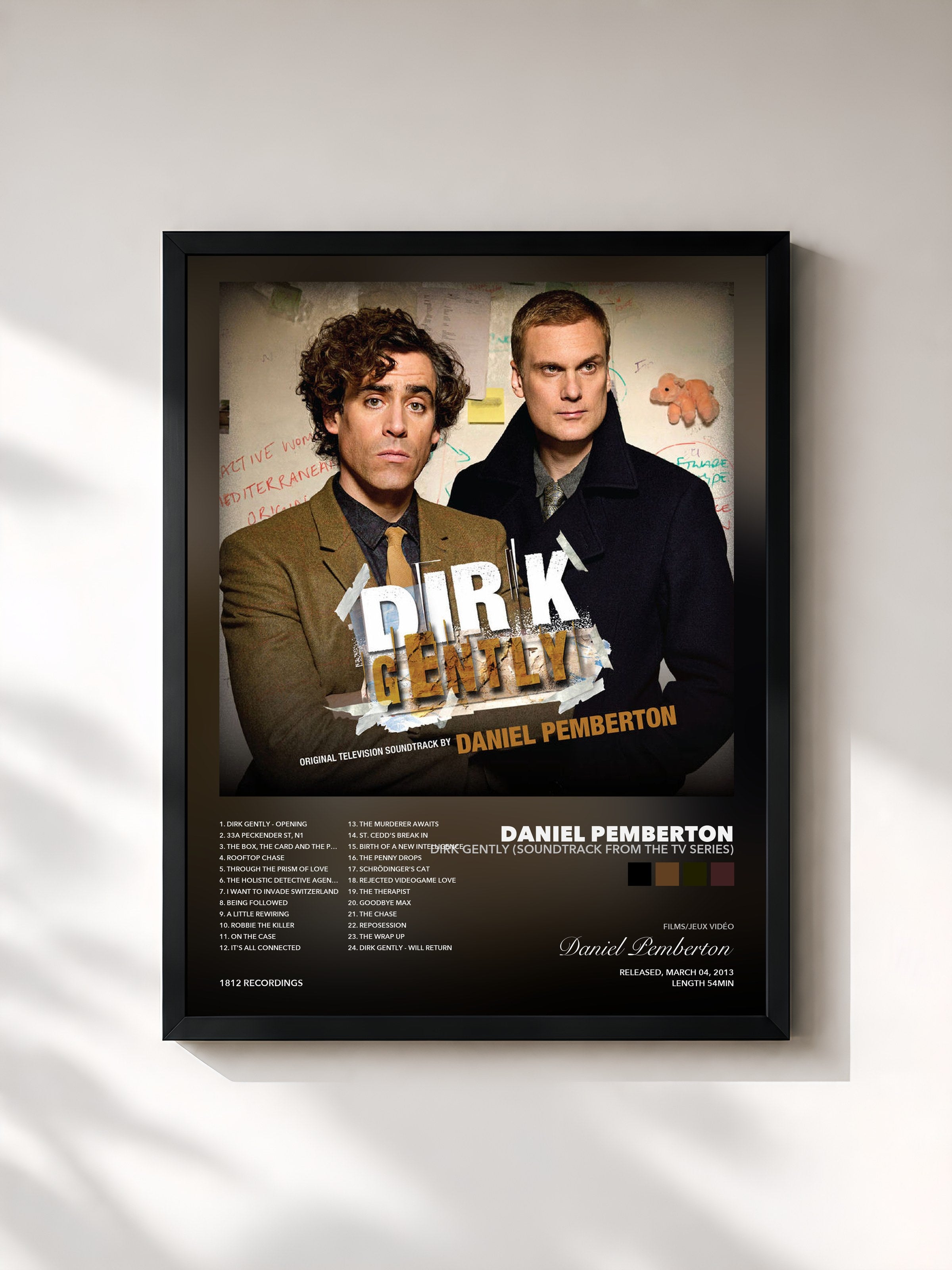 Tableau de l'album Dirk Gently (Soundtrack from the TV Series) de Daniel Pemberton, imprimé et encadré en France