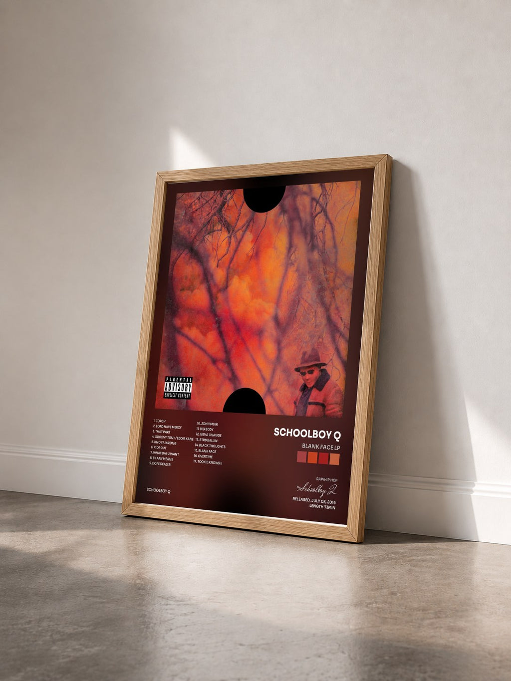 #bois Tableau de l'album Blank Face LP de Schoolboy Q vu de trois quarts, cadre en bois brut