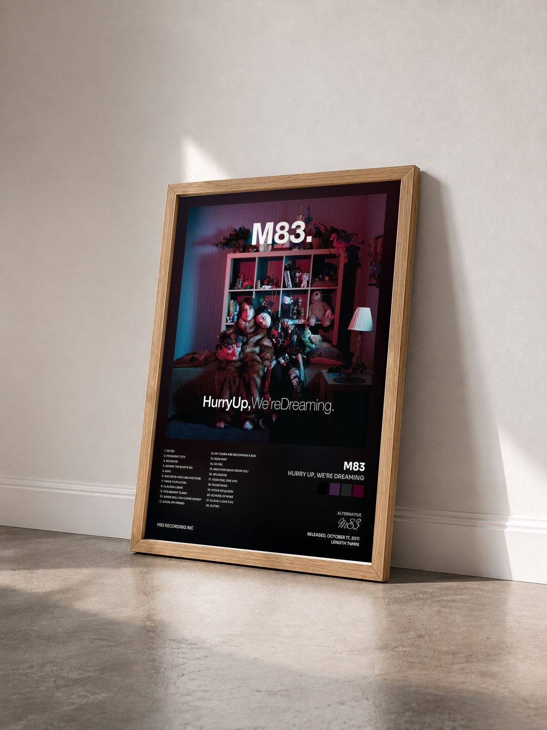 #bois Tableau de l'album Hurry up, We're Dreaming de M83 vu de trois quarts, cadre en bois brut