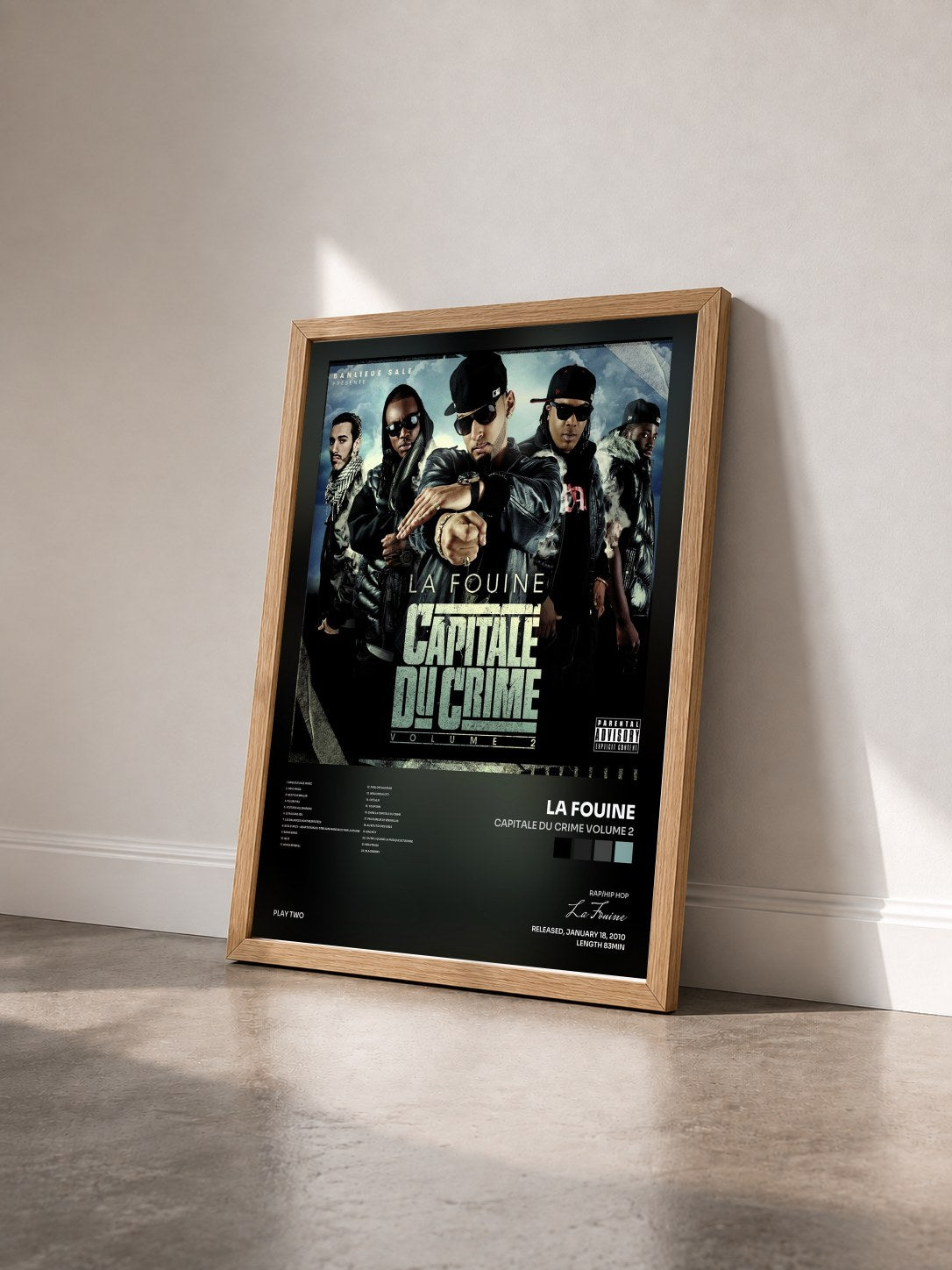 #bois Tableau de l'album Capitale Du Crime Volume 2 de La Fouine vu de trois quarts, cadre en bois brut