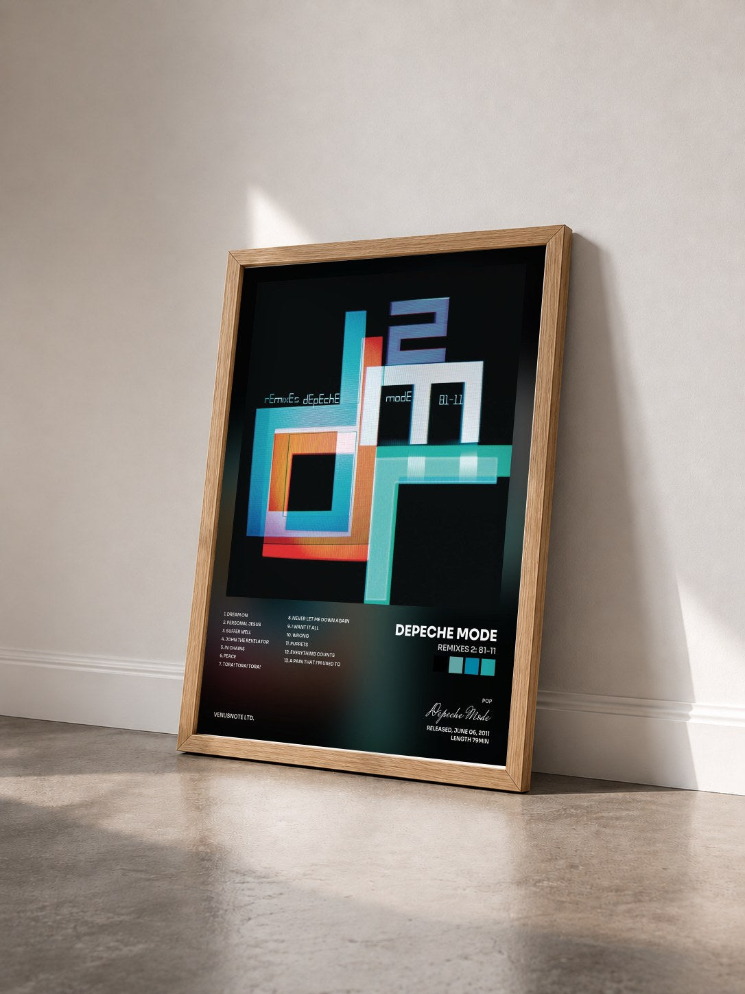 #bois Tableau de l'album Remixes 2: 81-11 de Depeche Mode vu de trois quarts, cadre en bois brut