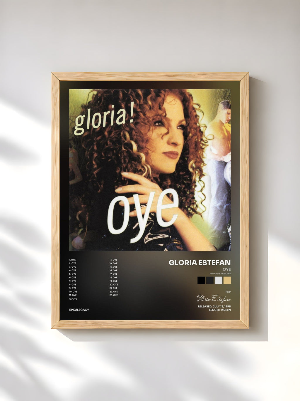 #bois Tableau de l'album Oye (English Remixes) de Gloria Estefan, cadre en bois brut, imprimé et encadré en France