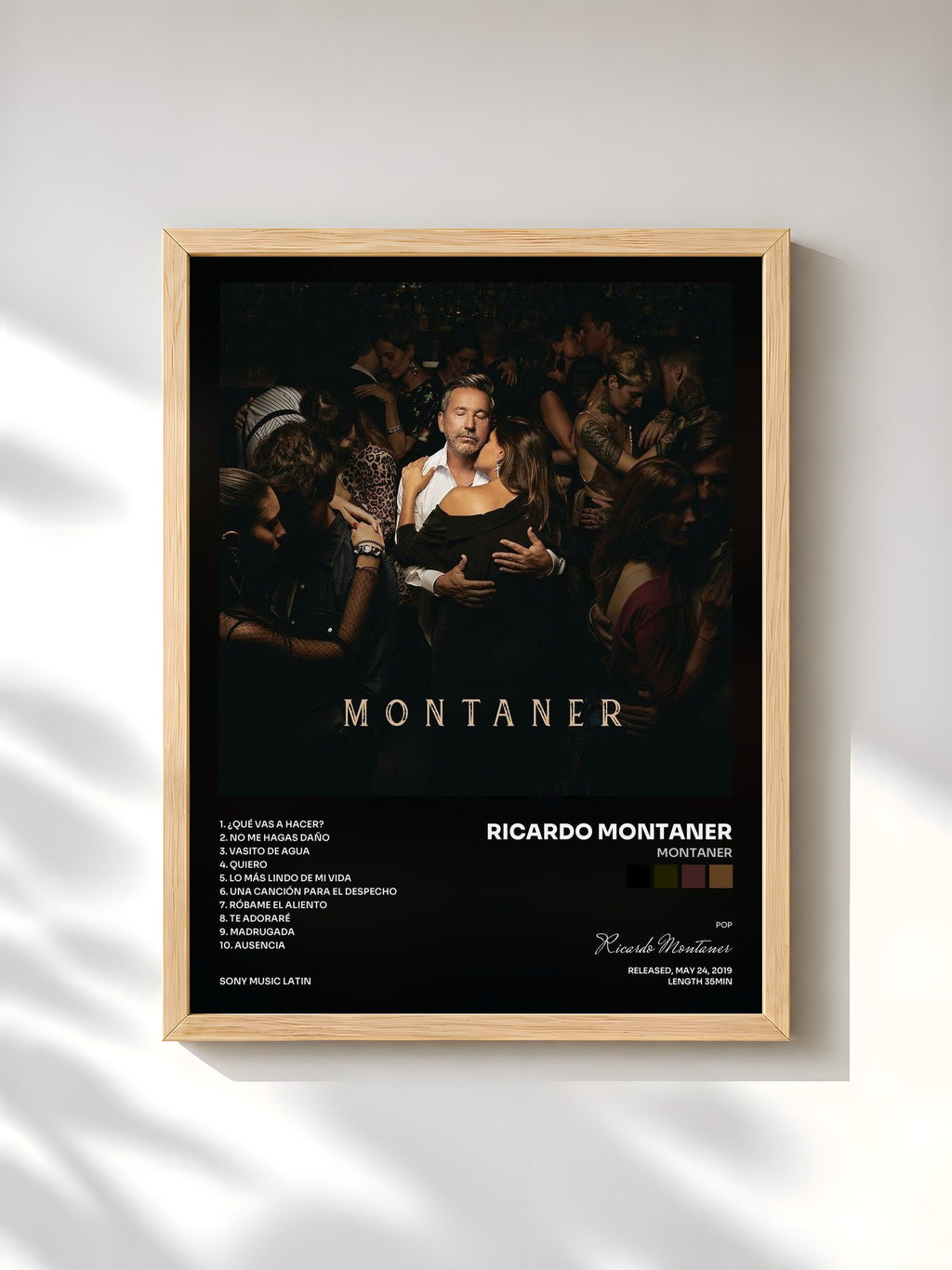 #bois Tableau de l'album Montaner de Ricardo Montaner, cadre en bois brut, imprimé et encadré en France