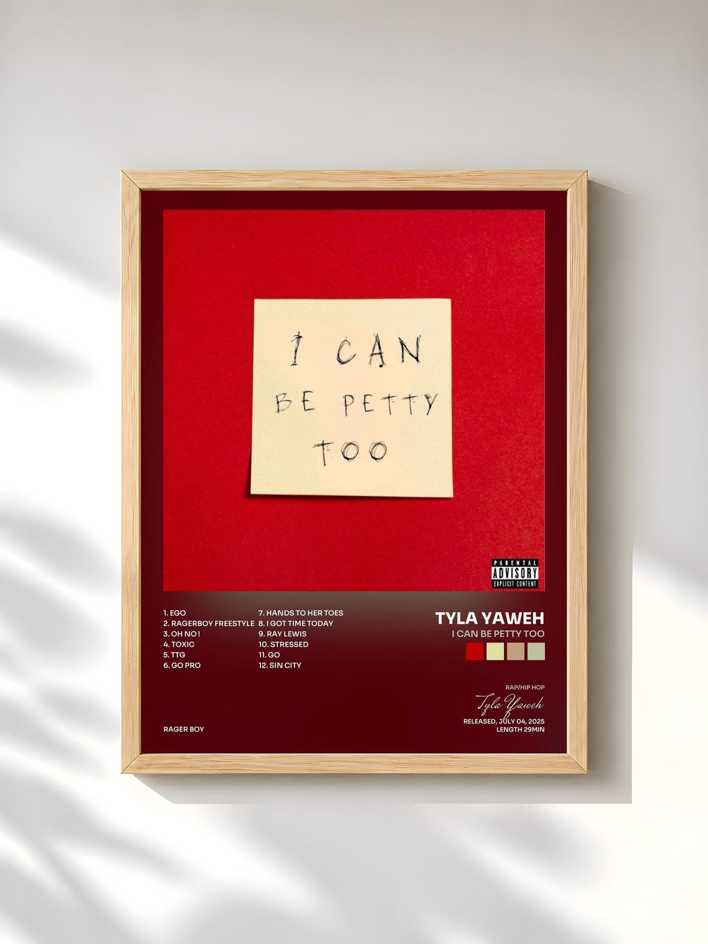 #bois Tableau de l'album I CAN BE PETTY TOO de Tyla Yaweh, cadre en bois brut, imprimé et encadré en France