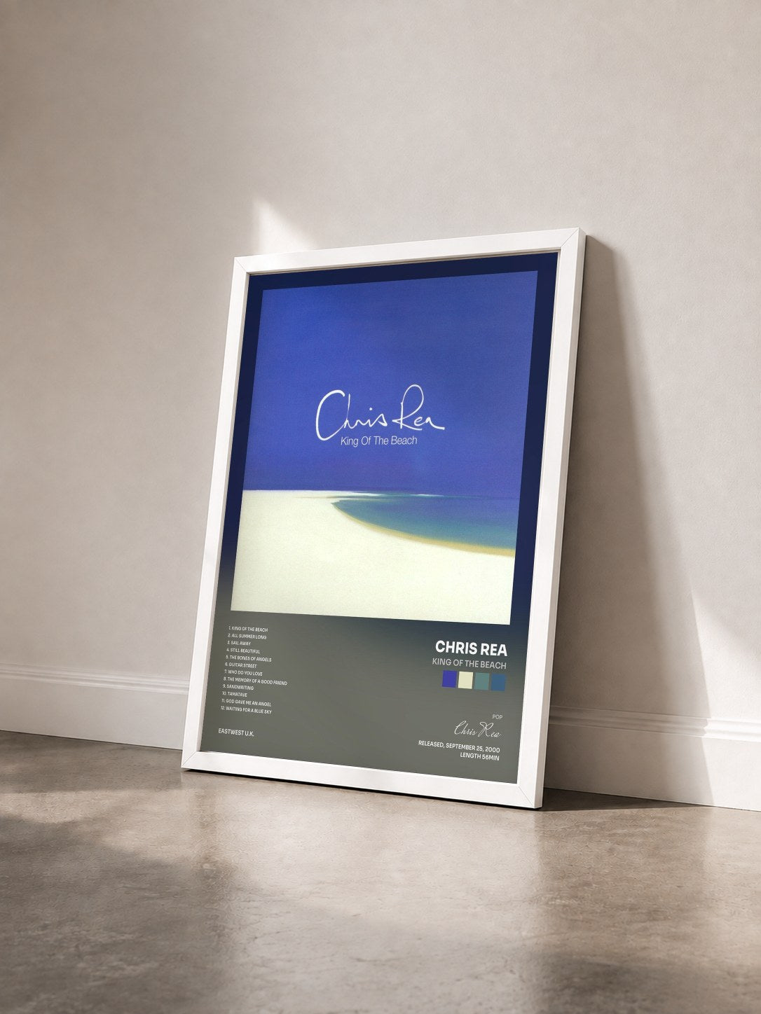 #blanc Tableau de l'album King of the Beach de Chris Rea vu de trois quarts, cadre blanc