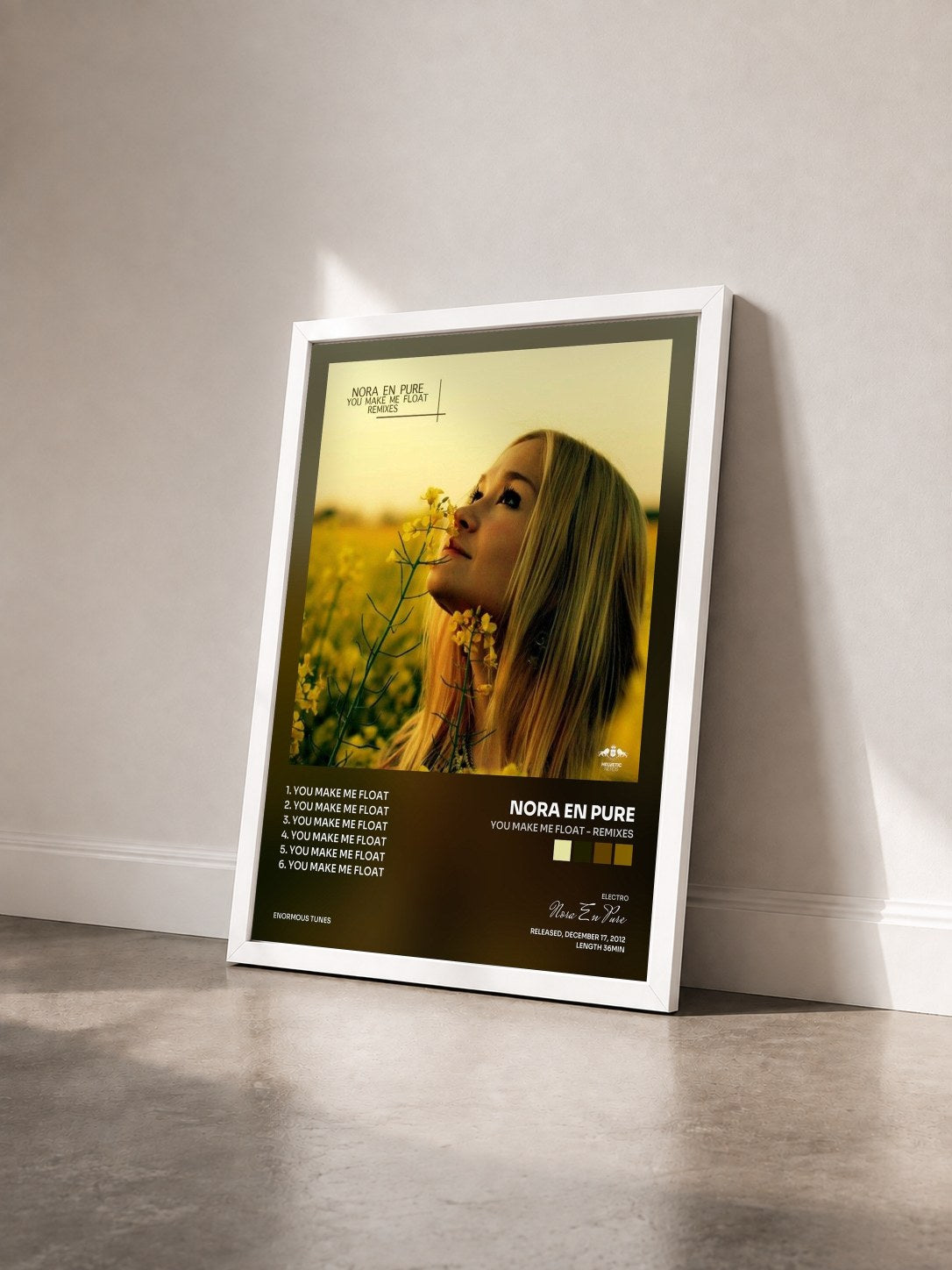 #blanc Tableau de l'album You Make Me Float - Remixes de Nora En Pure vu de trois quarts, cadre blanc