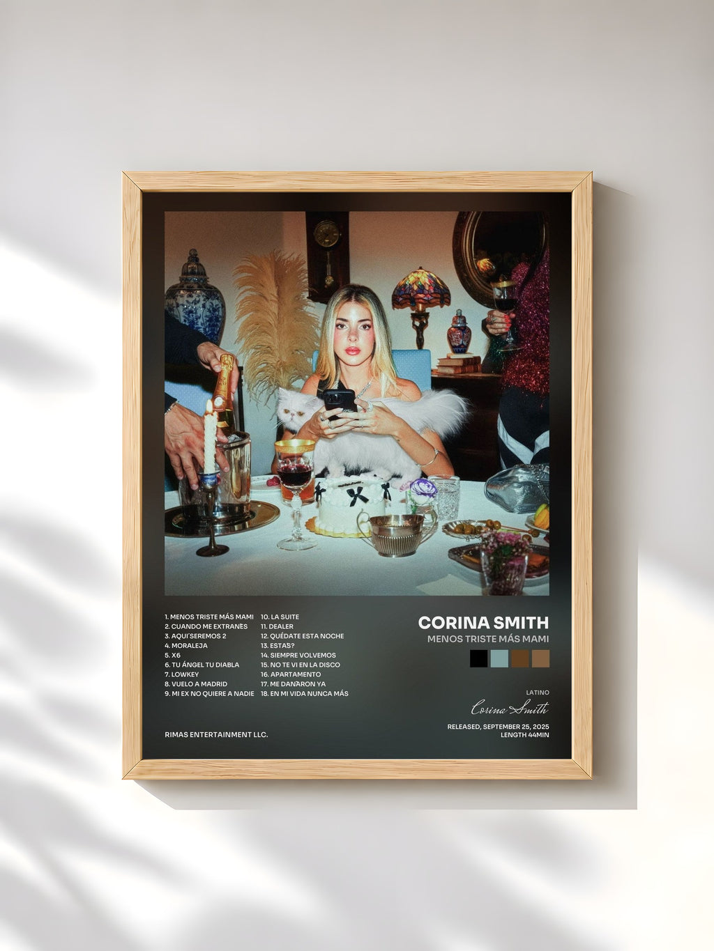 #bois Tableau de l'album menos triste más mami de Corina Smith, cadre en bois brut, imprimé et encadré en France