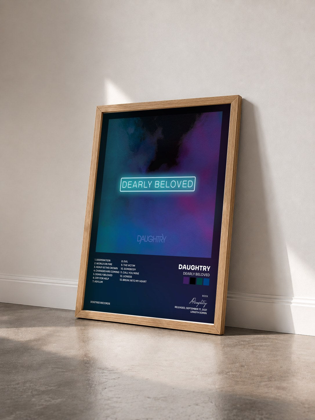 #bois Tableau de l'album Dearly Beloved de Daughtry vu de trois quarts, cadre en bois brut
