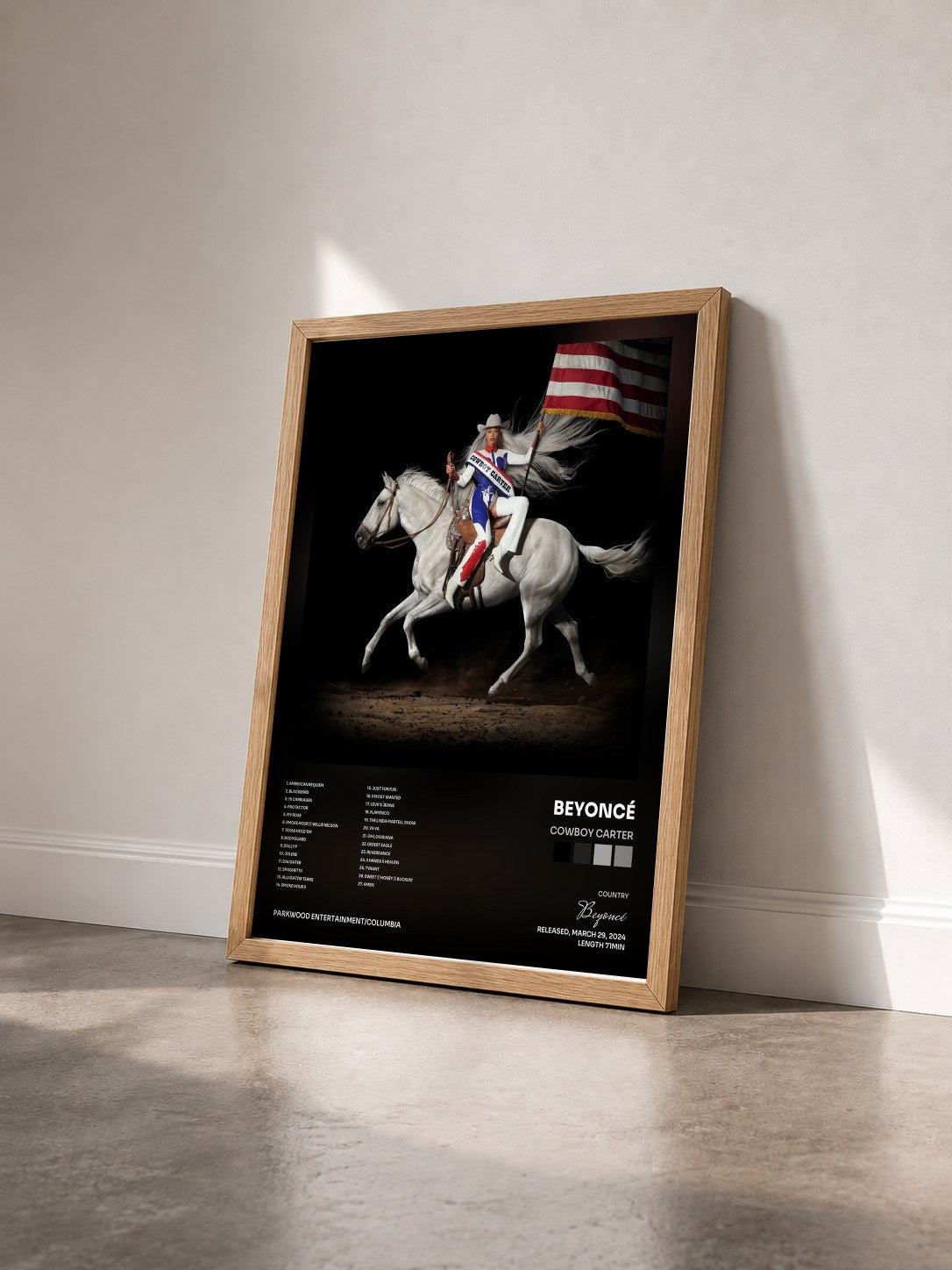 #bois Tableau de l'album COWBOY CARTER de Beyoncé vu de trois quarts, cadre en bois brut