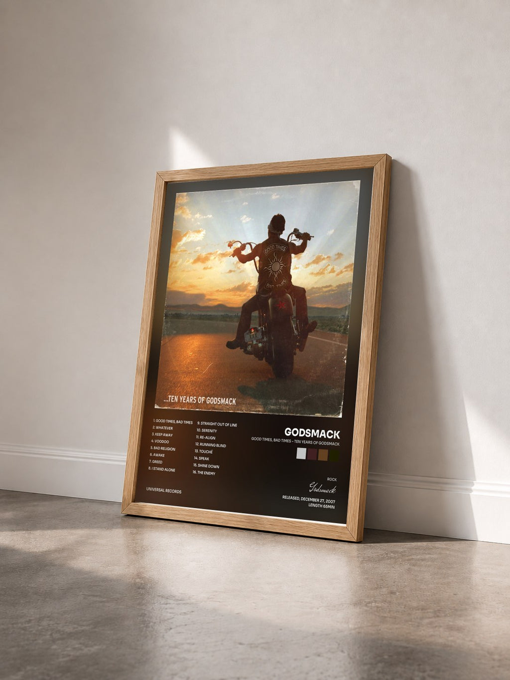 #bois Tableau de l'album Good Times, Bad Times - Ten Years of Godsmack de Godsmack vu de trois quarts, cadre en bois brut