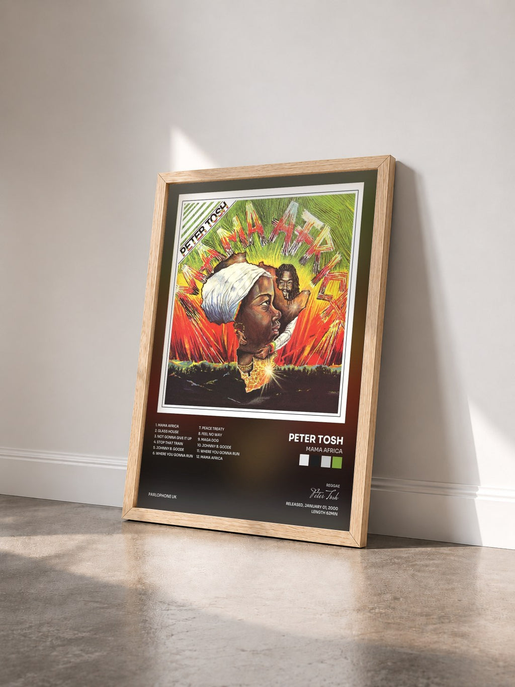 #bois Tableau de l'album Mama Africa de Peter Tosh vu de trois quarts, cadre en bois brut