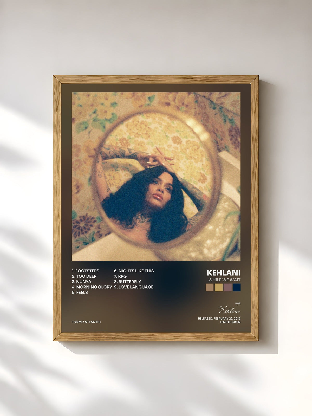 #bois Tableau de l'album While We Wait de Kehlani, cadre en bois brut, imprimé et encadré en France
