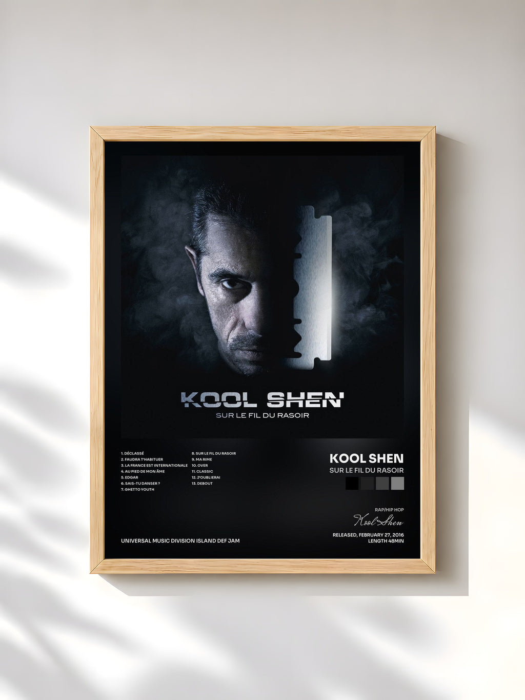 #bois Tableau de l'album Sur le fil du rasoir de Kool Shen, cadre en bois brut, imprimé et encadré en France