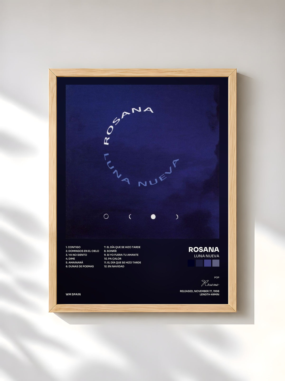 #bois Tableau de l'album Luna nueva de Rosana, cadre en bois brut, imprimé et encadré en France