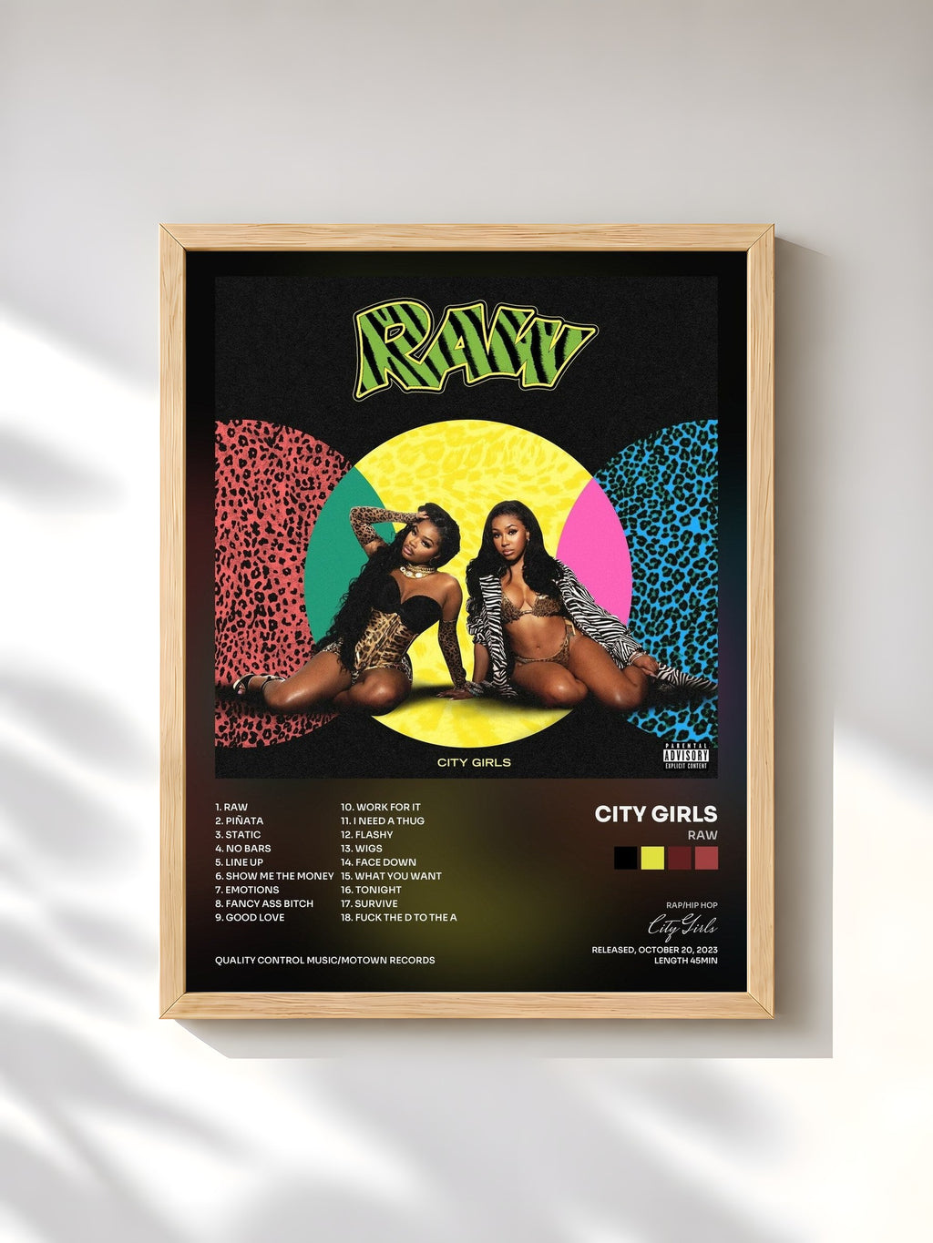 #bois Tableau de l'album RAW de City Girls, cadre en bois brut, imprimé et encadré en France