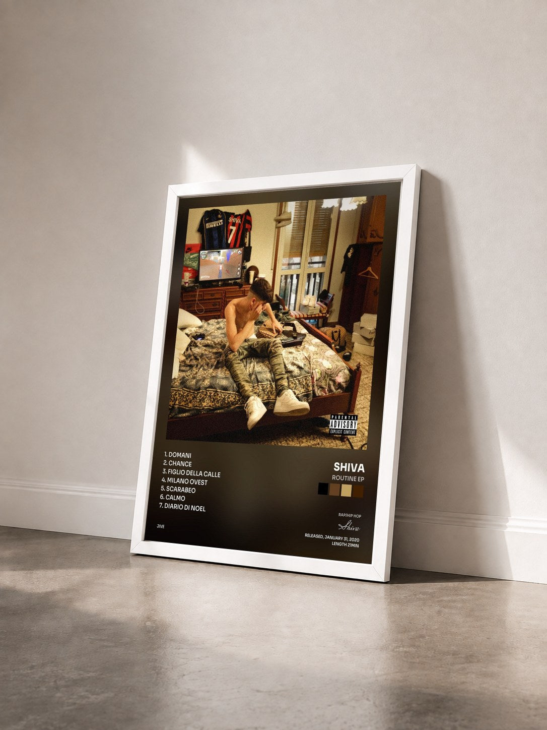 #blanc Tableau de l'album Routine EP de Shiva vu de trois quarts, cadre blanc