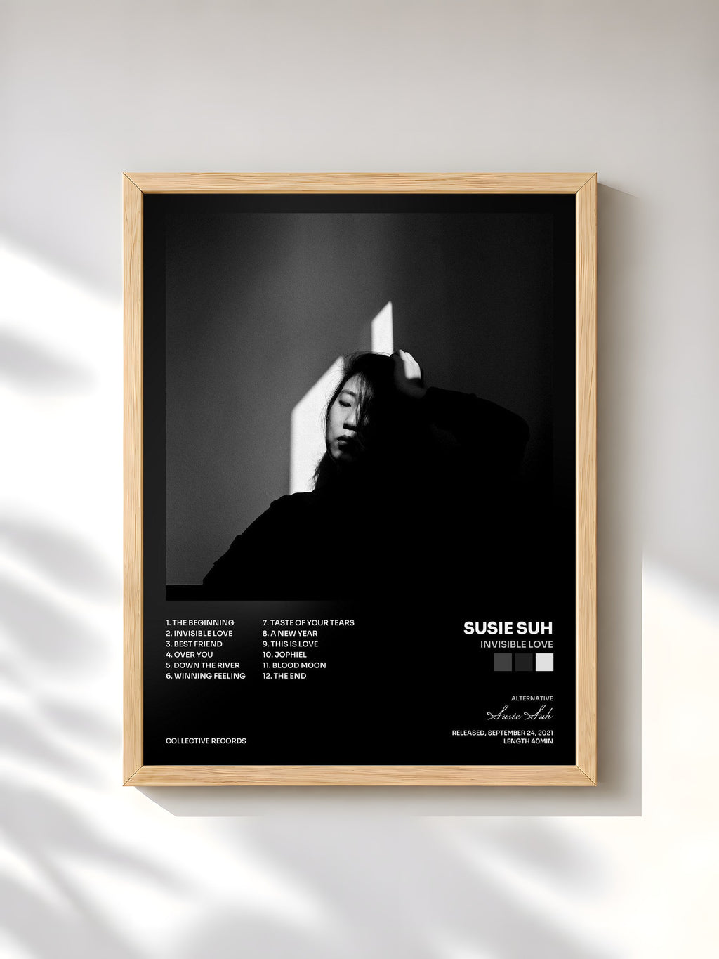 #bois Tableau de l'album Invisible Love de Susie Suh, cadre en bois brut, imprimé et encadré en France
