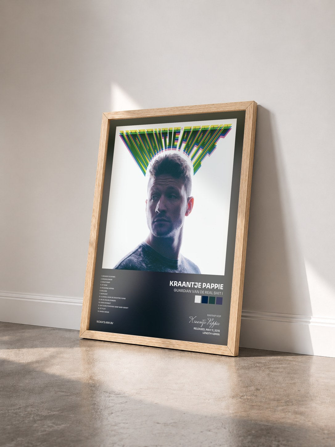 #bois Tableau de l'album Guardian Van De Real Shit I de Kraantje Pappie vu de trois quarts, cadre en bois brut
