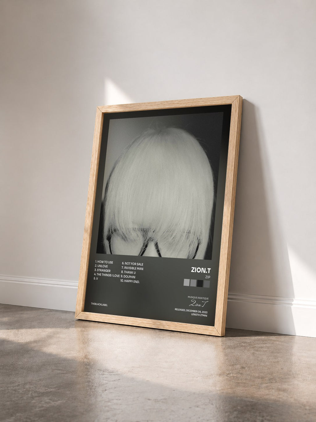 #bois Tableau de l'album Zip de Zion.T vu de trois quarts, cadre en bois brut