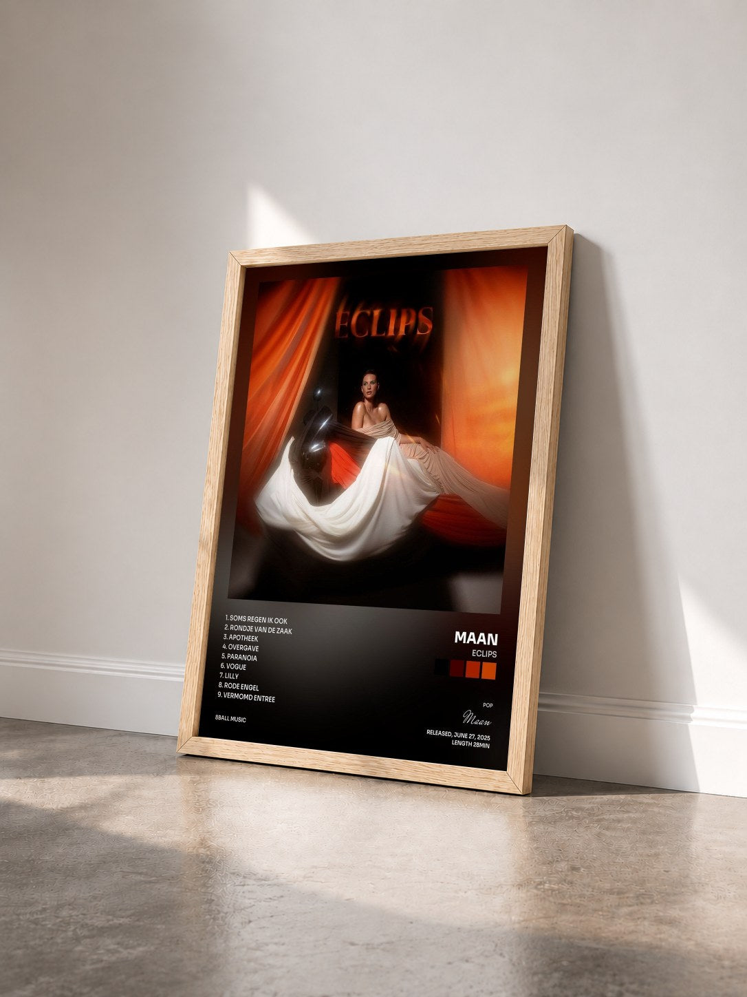 #bois Tableau de l'album Eclips de Maan vu de trois quarts, cadre en bois brut