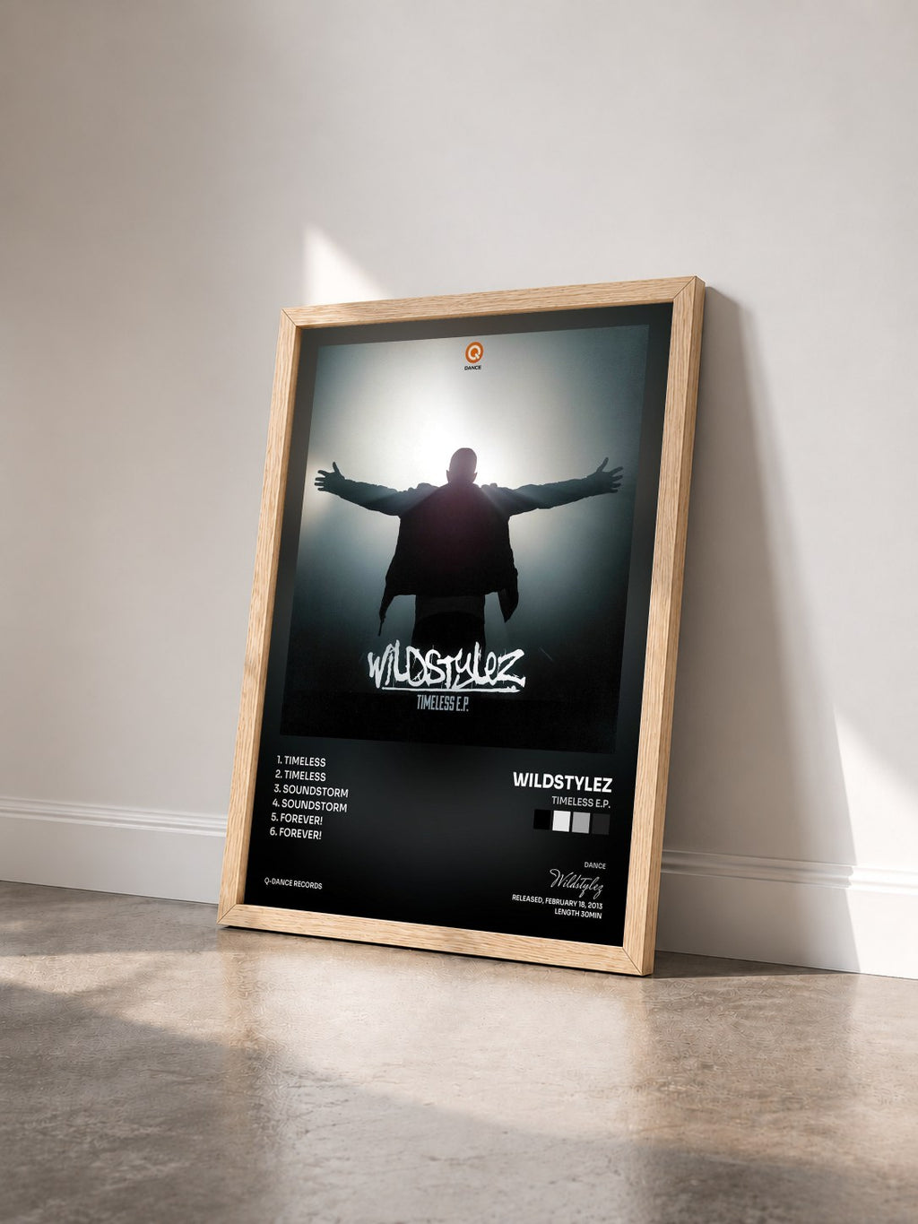 #bois Tableau de l'album Timeless E.P. de Wildstylez vu de trois quarts, cadre en bois brut
