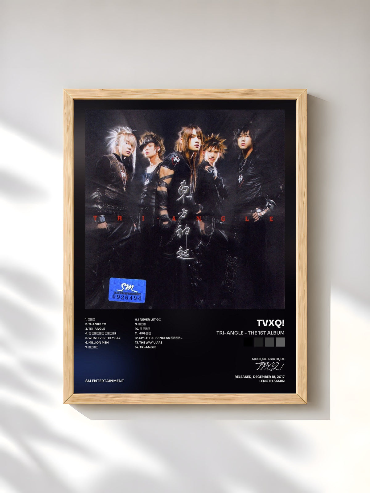 #bois Tableau de l'album Tri-Angle - The 1st Album de TVXQ!, cadre en bois brut, imprimé et encadré en France