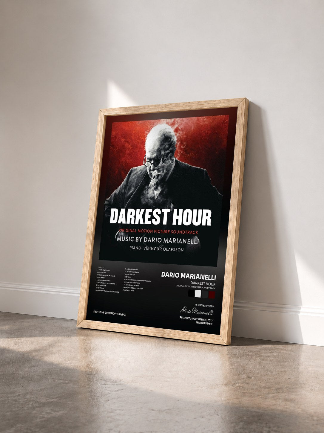 #bois Tableau de l'album Darkest Hour (Original Motion Picture Soundtrack) de Dario Marianelli vu de trois quarts, cadre en bois brut