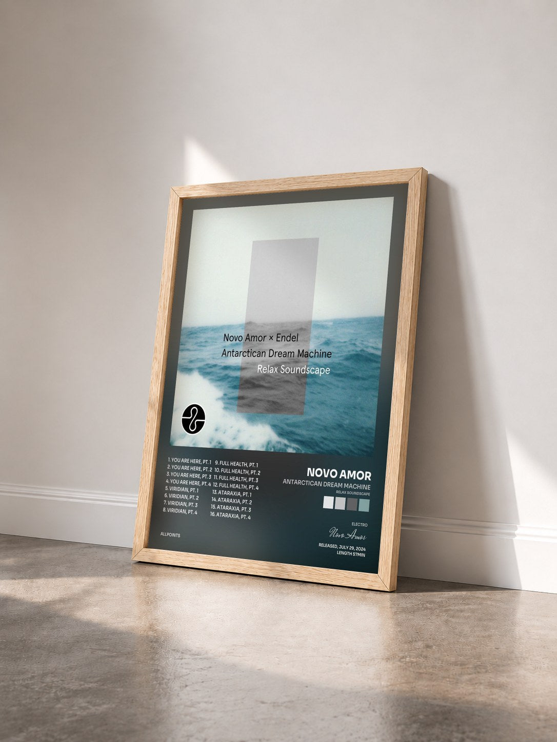 #bois Tableau de l'album Antarctican Dream Machine (Relax Soundscape) de Novo Amor vu de trois quarts, cadre en bois brut