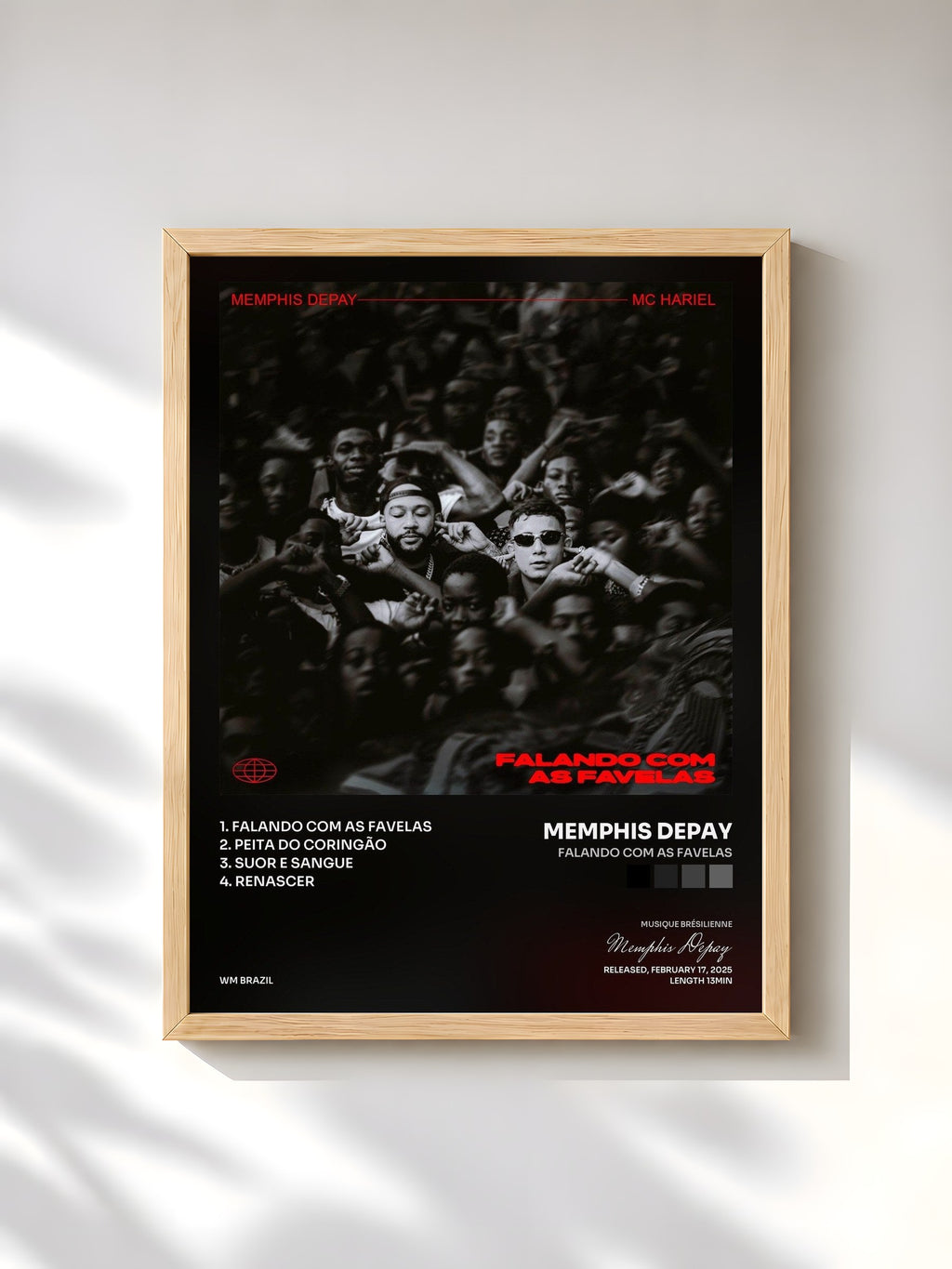 #bois Tableau de l'album Falando com as Favelas de Memphis Depay, cadre en bois brut, imprimé et encadré en France