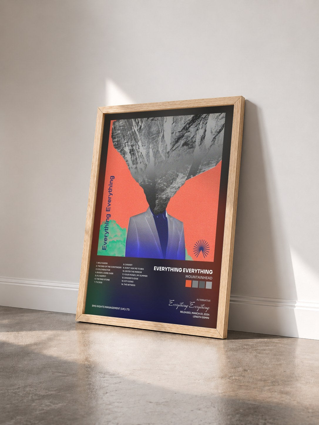 #bois Tableau de l'album Mountainhead de Everything Everything vu de trois quarts, cadre en bois brut