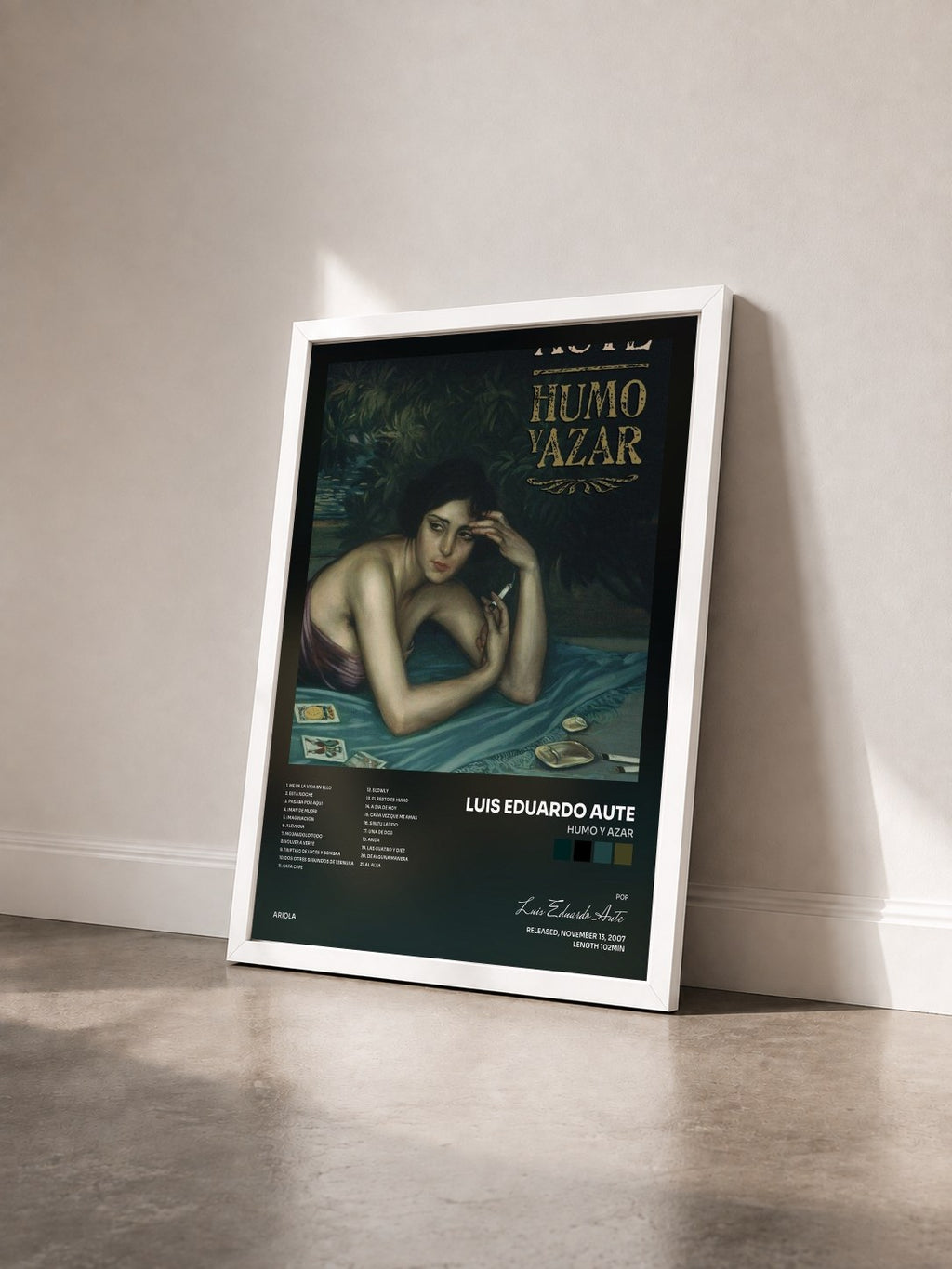 #blanc Tableau de l'album Humo Y Azar de Luis Eduardo Aute vu de trois quarts, cadre blanc