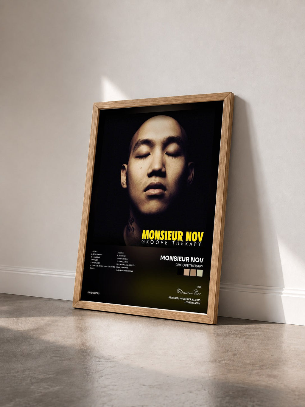 #bois Tableau de l'album Groove Therapy de Monsieur Nov vu de trois quarts, cadre en bois brut