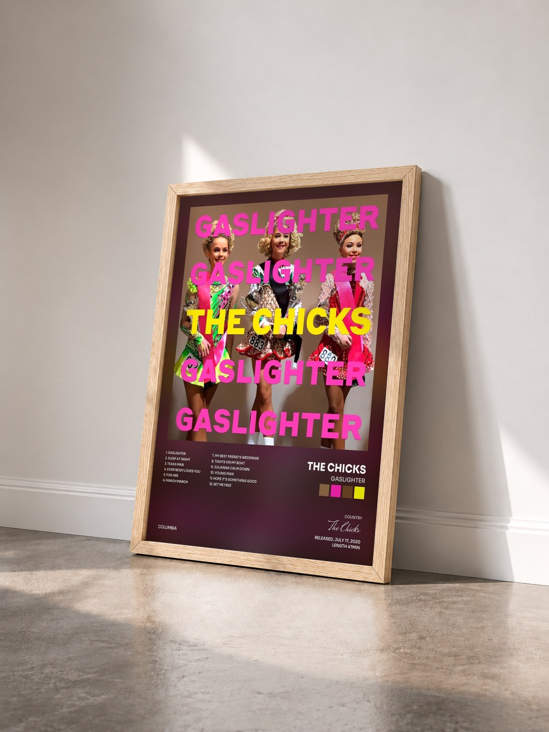 #bois Tableau de l'album Gaslighter de The Chicks vu de trois quarts, cadre en bois brut