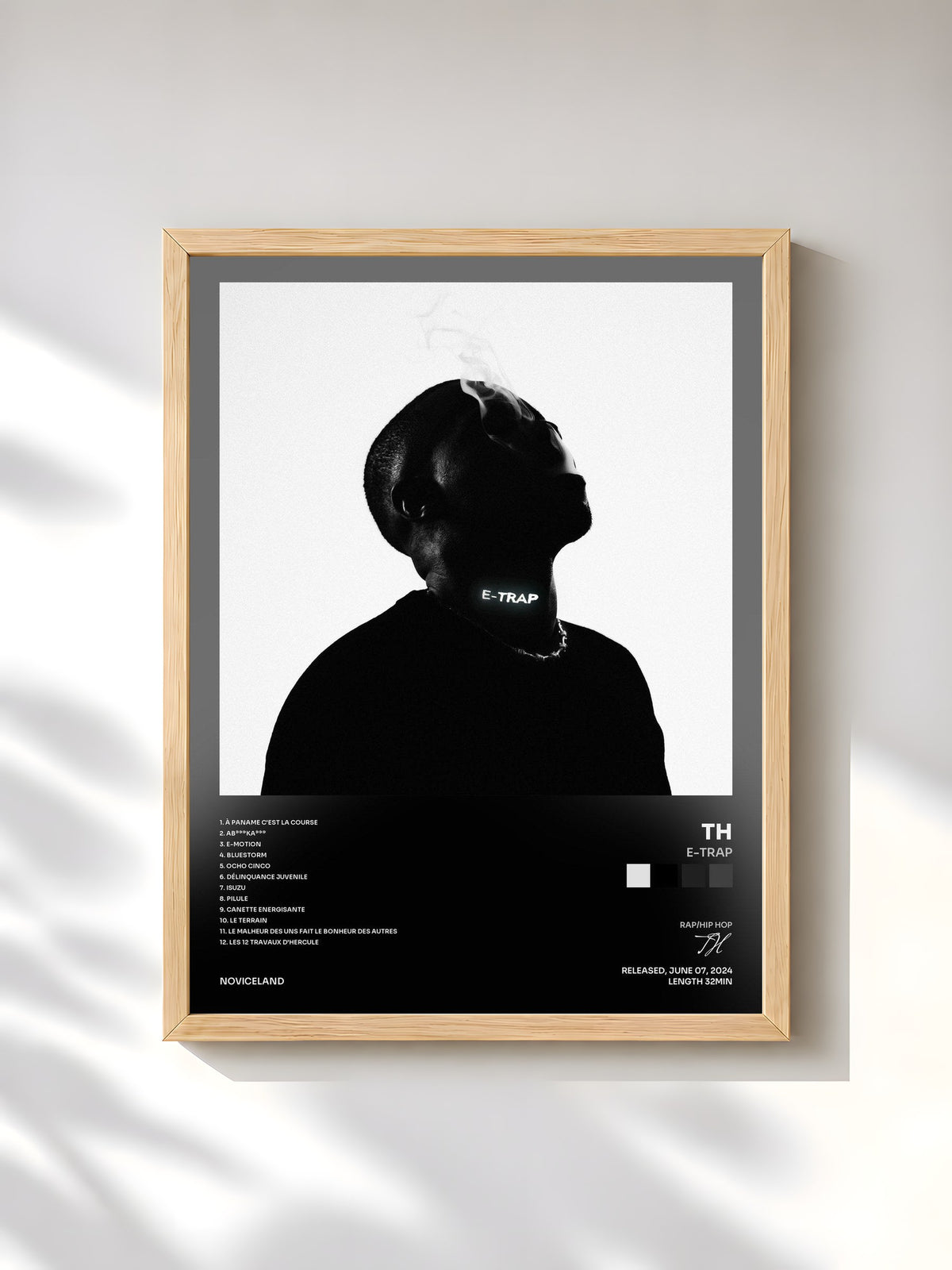 #bois Tableau de l'album E-TRAP de TH, cadre en bois brut, imprimé et encadré en France