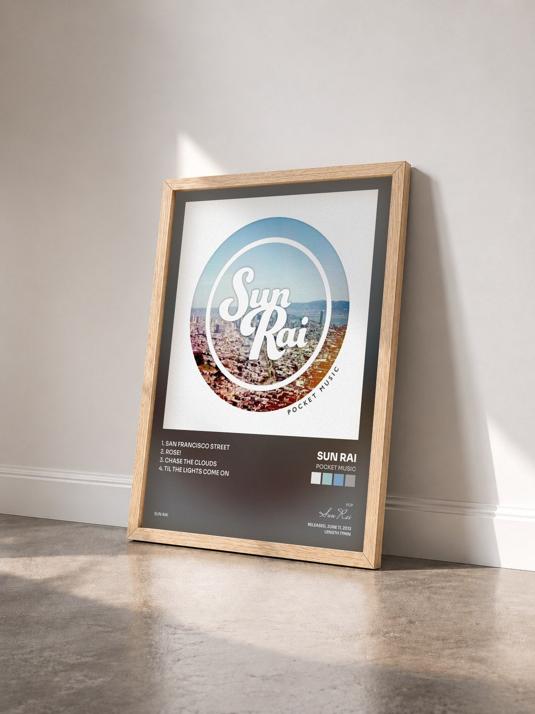 #bois Tableau de l'album Pocket Music de Sun Rai vu de trois quarts, cadre en bois brut